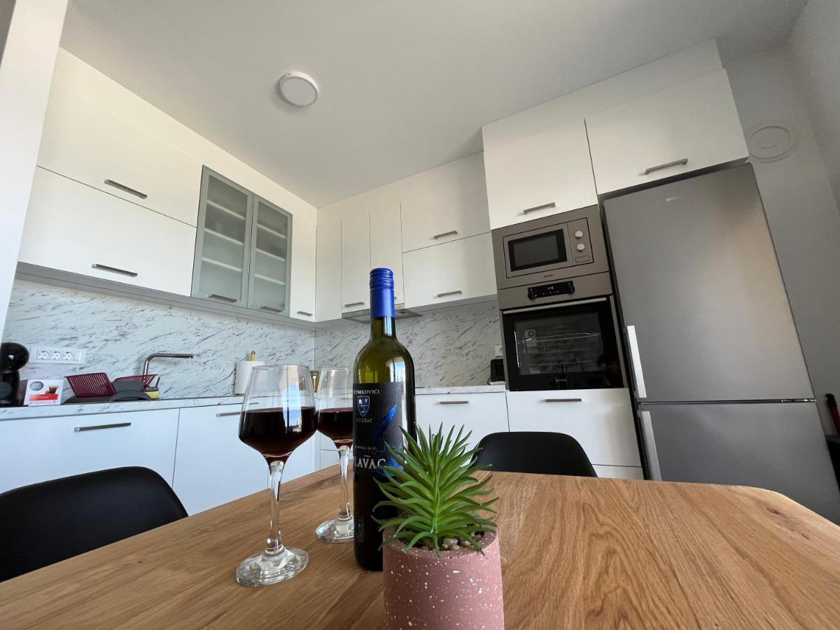 - Kera Apartment
